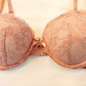 Victoria's Secret Body by Victoria push up bra 36C